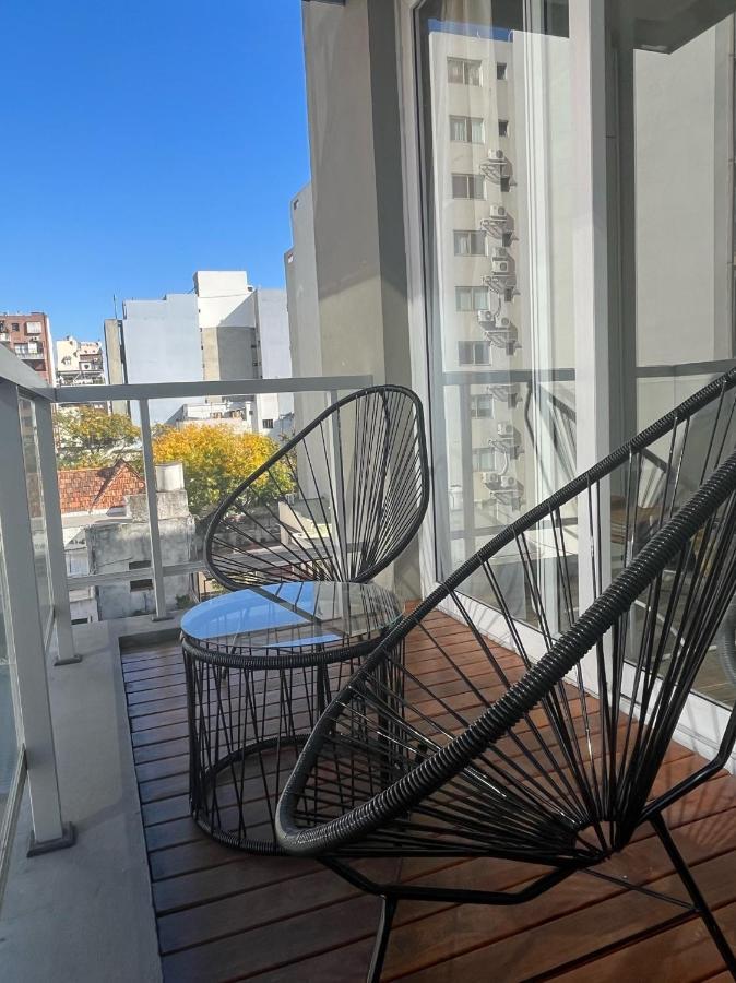 Dumont Urban Apartment *