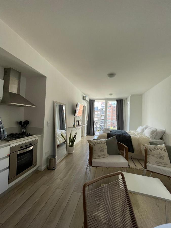 Dumont Urban Apartment *