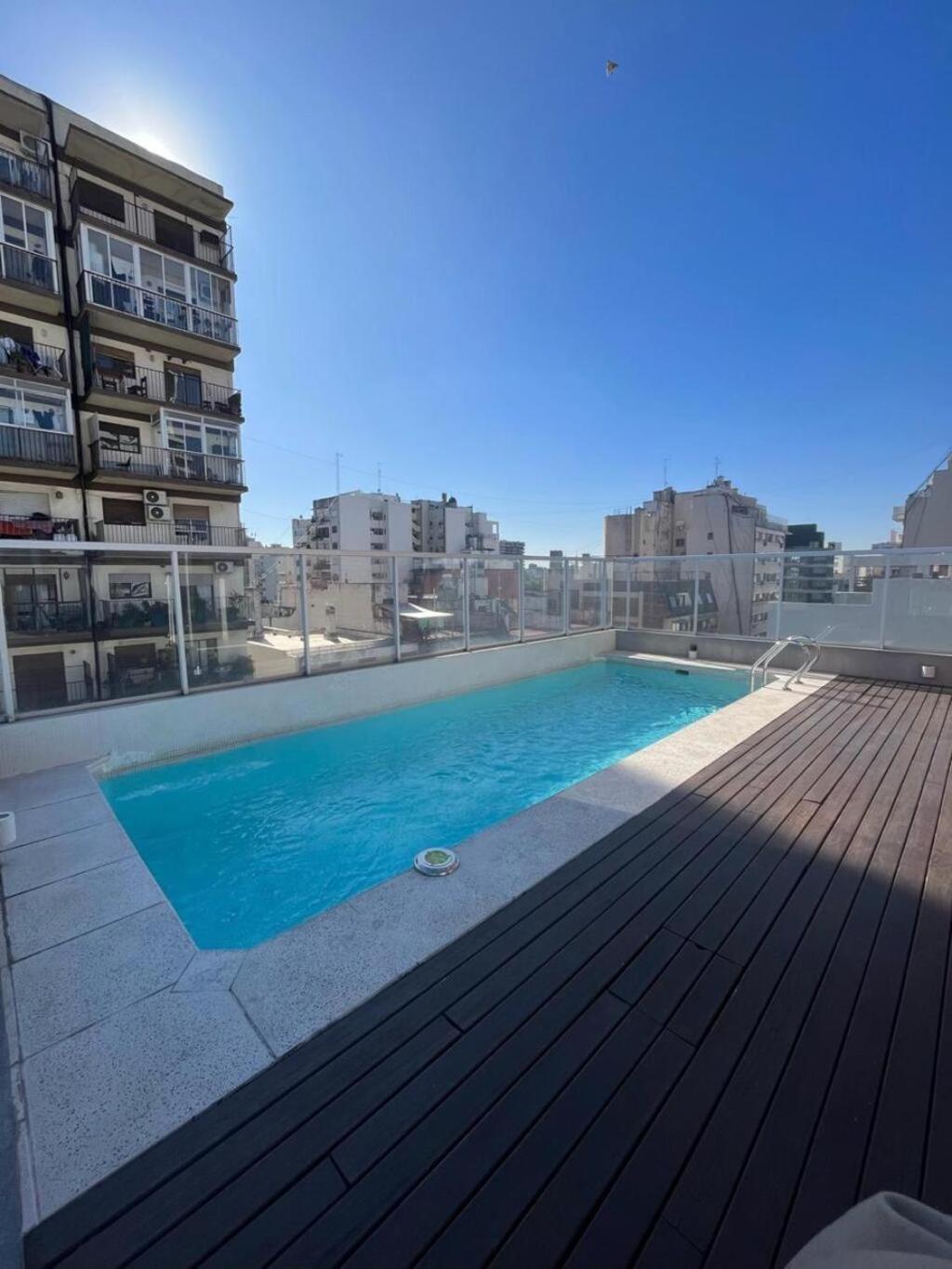 Dumont Urban Apartment *